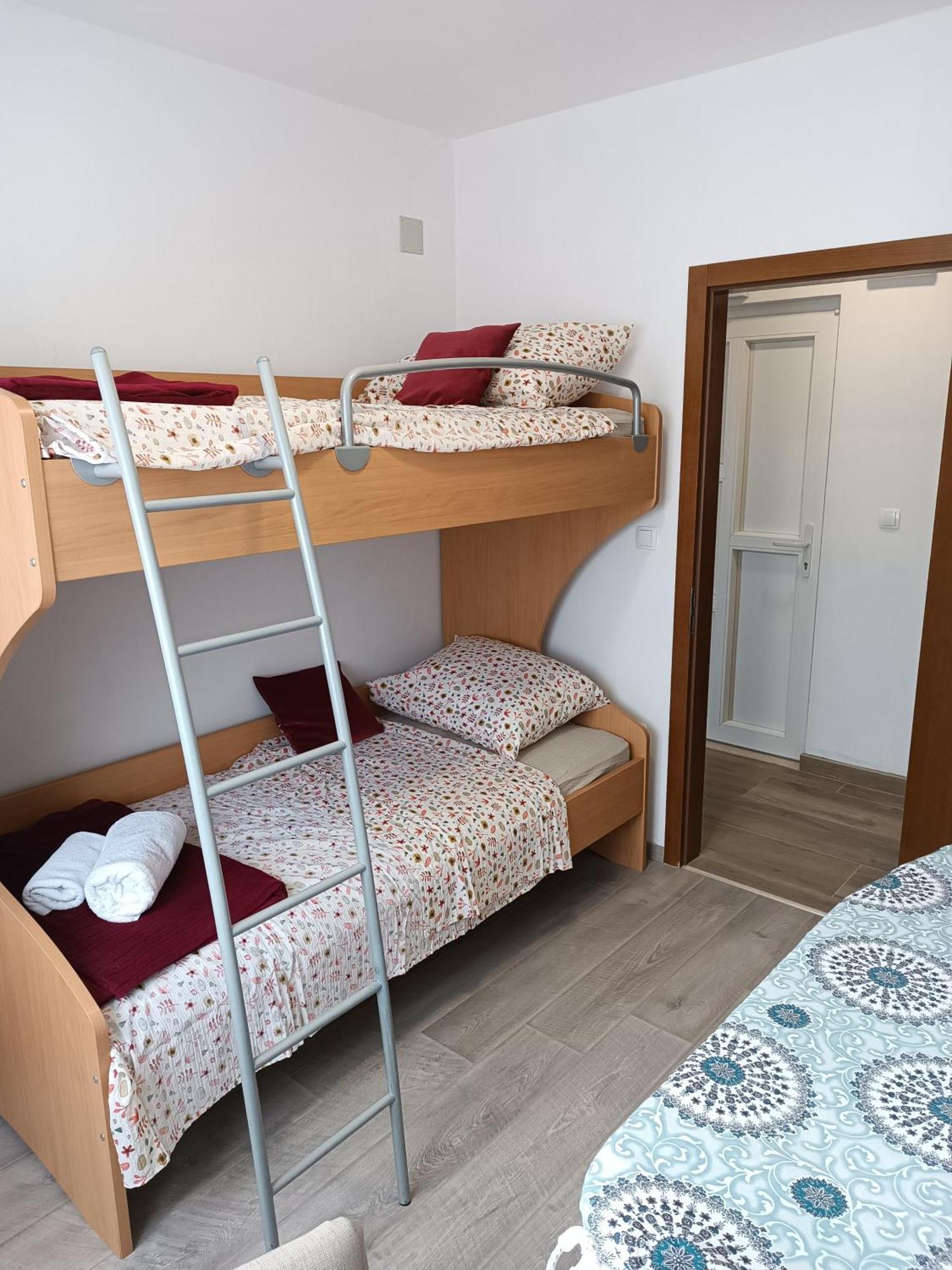 Nepe Apartament *