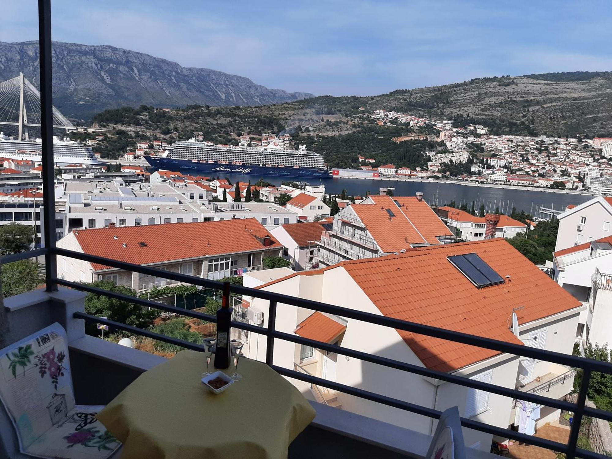 Nepe Apartament *